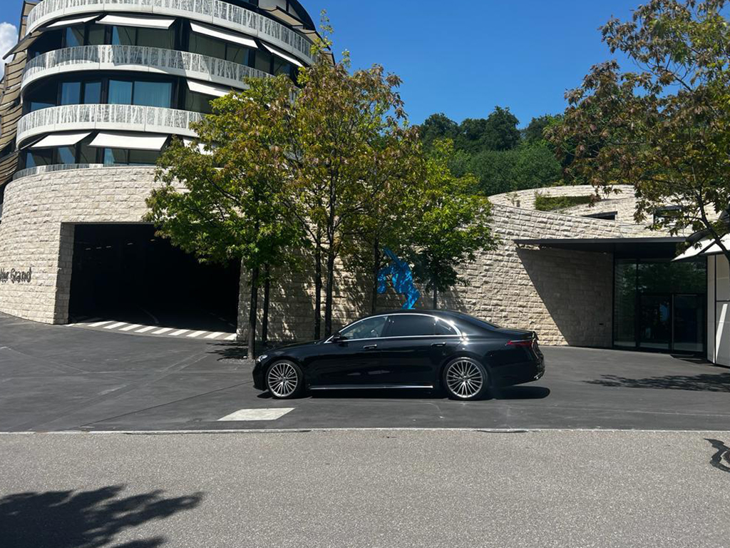Limousine Service To Enjoy