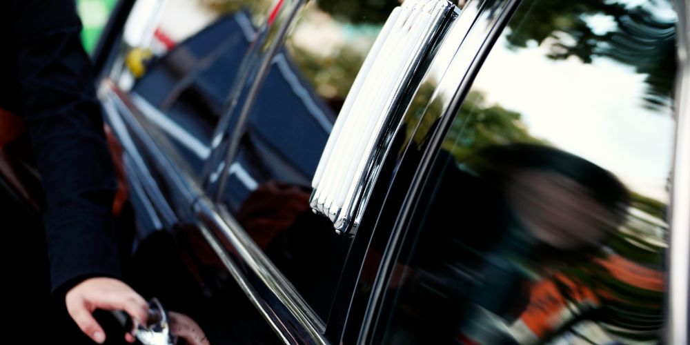 Book an Airport Limo in Zurich